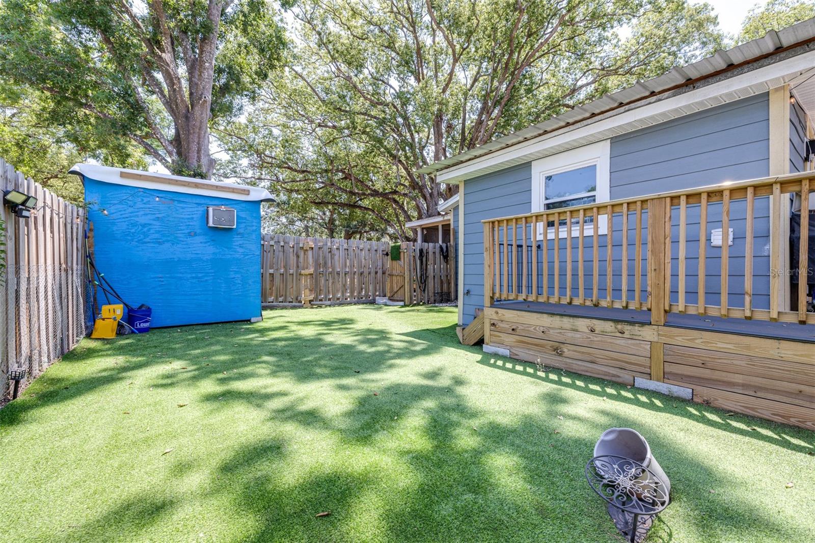 Listing photo id 22 for 5304 Cherry Ave