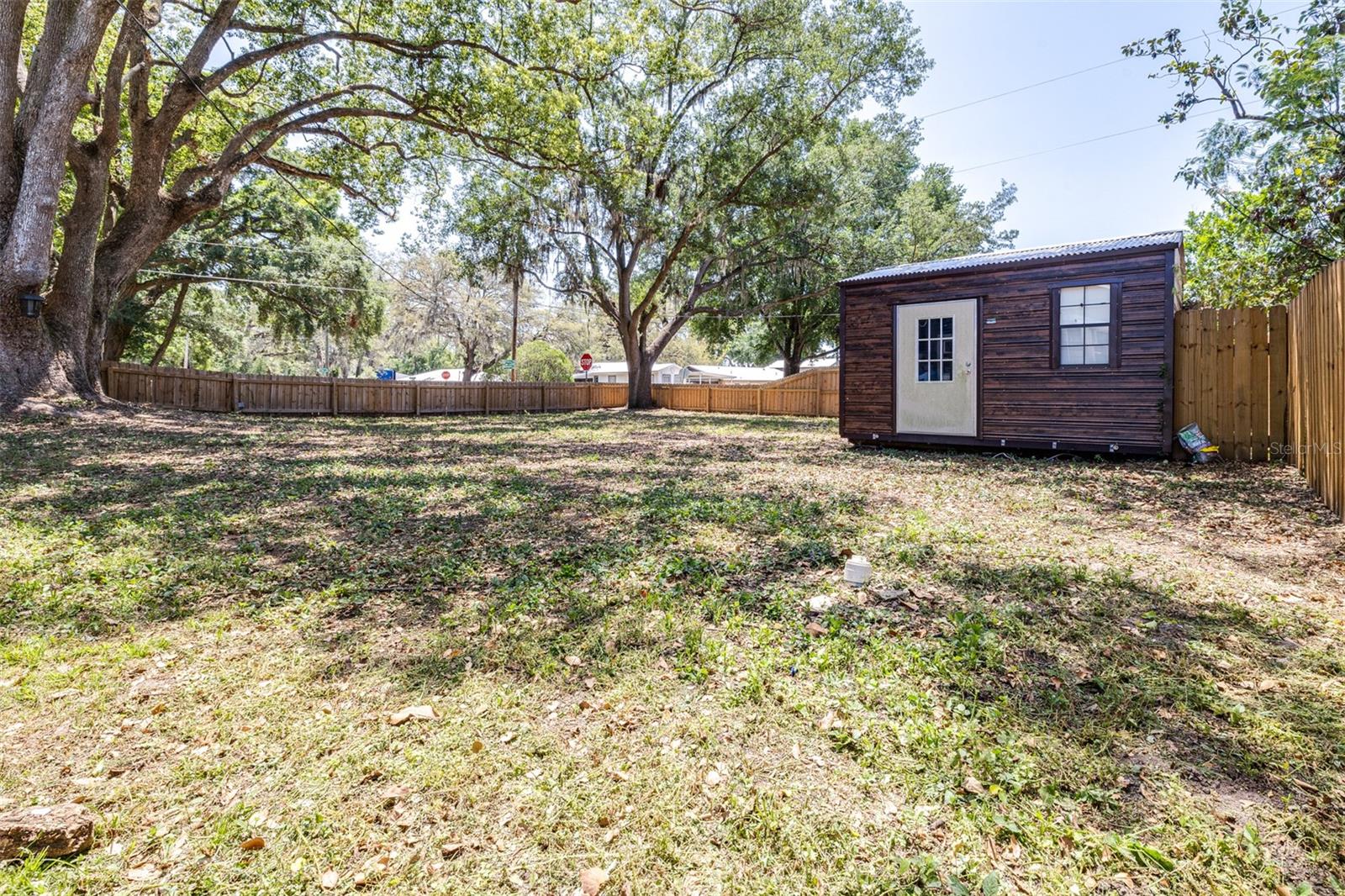 Listing photo id 29 for 5304 Cherry Ave