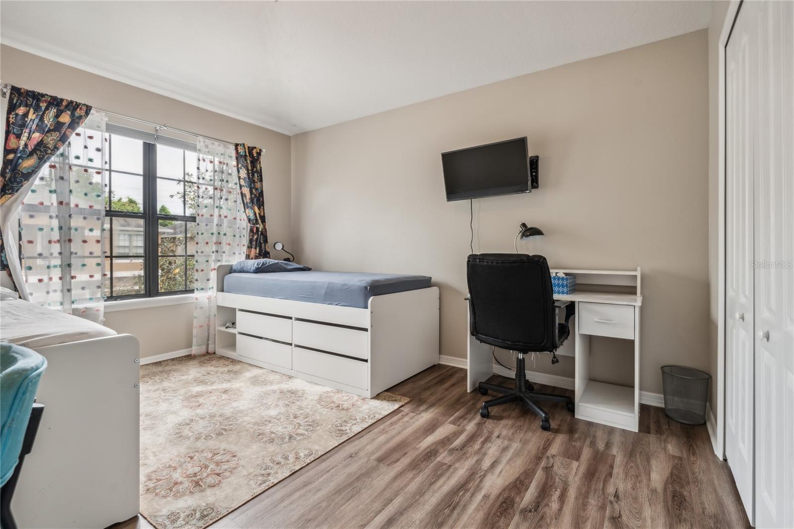Image 11 of 24 For 5534 Kinglethill Drive