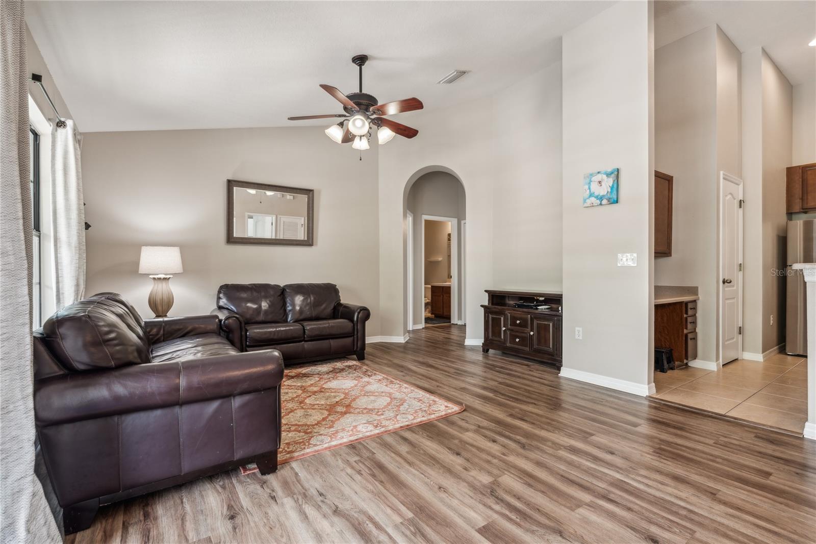 Image 4 of 24 For 5534 Kinglethill Drive