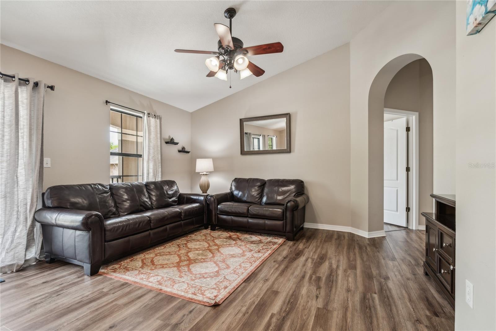 Image 5 of 24 For 5534 Kinglethill Drive