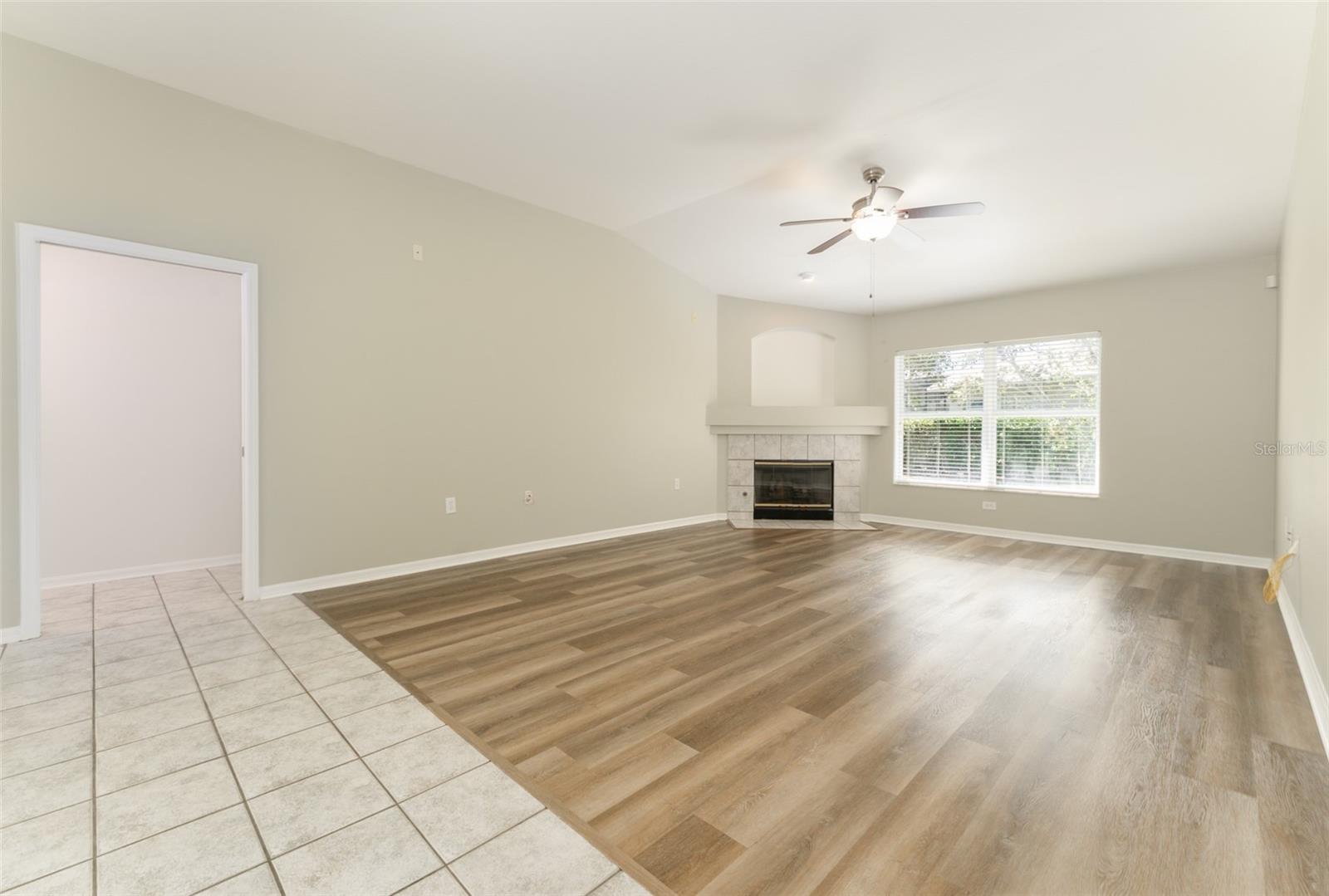 Image 32 of 82 For 6218 Bridgevista Drive