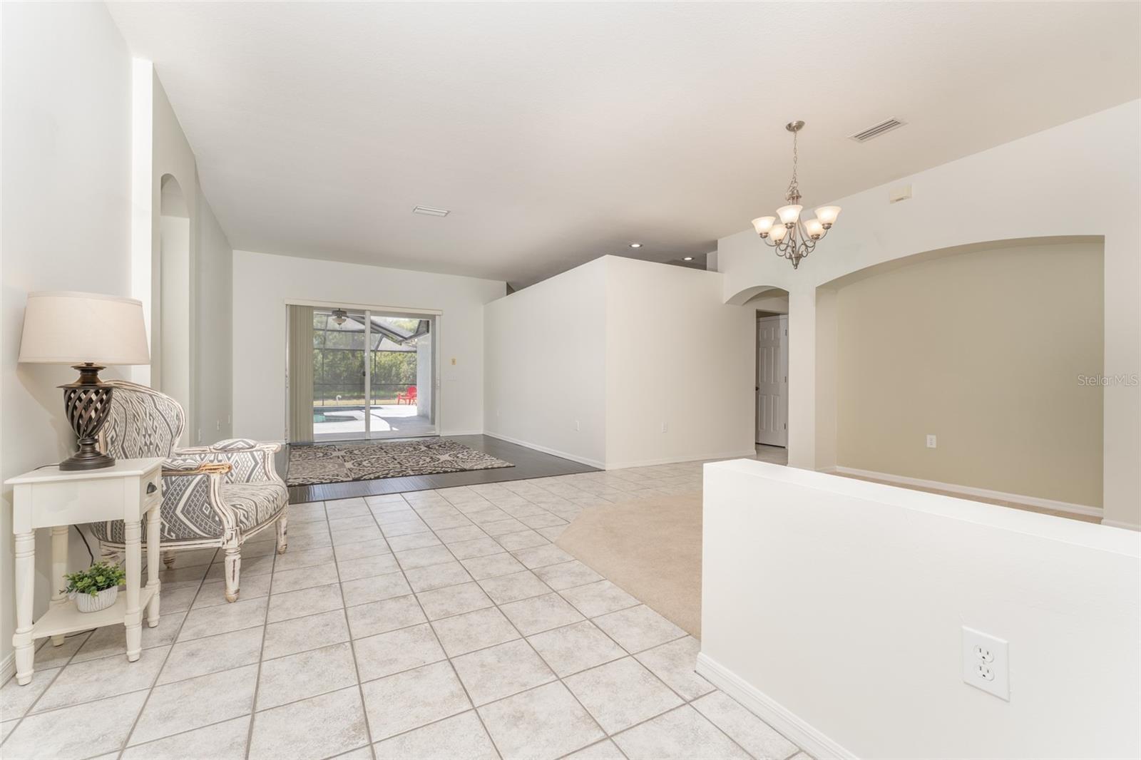 Image 5 of 82 For 6218 Bridgevista Drive