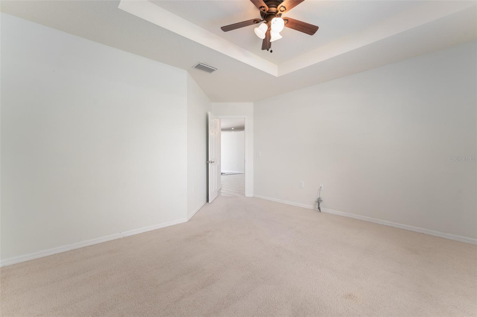 Image 8 of 82 For 6218 Bridgevista Drive
