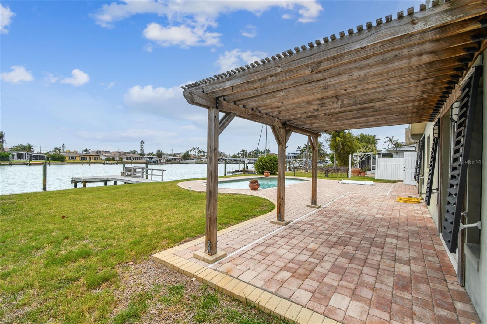 Image 18 of 74 For 11340 5th Street E