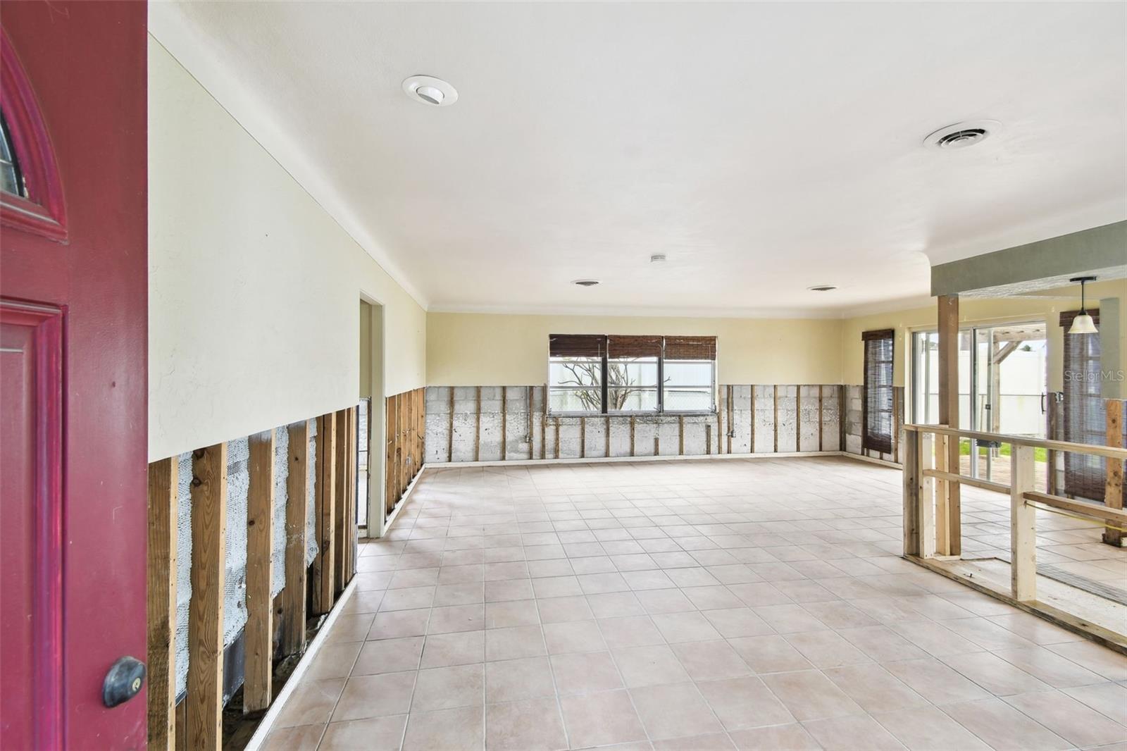 Image 22 of 74 For 11340 5th Street E