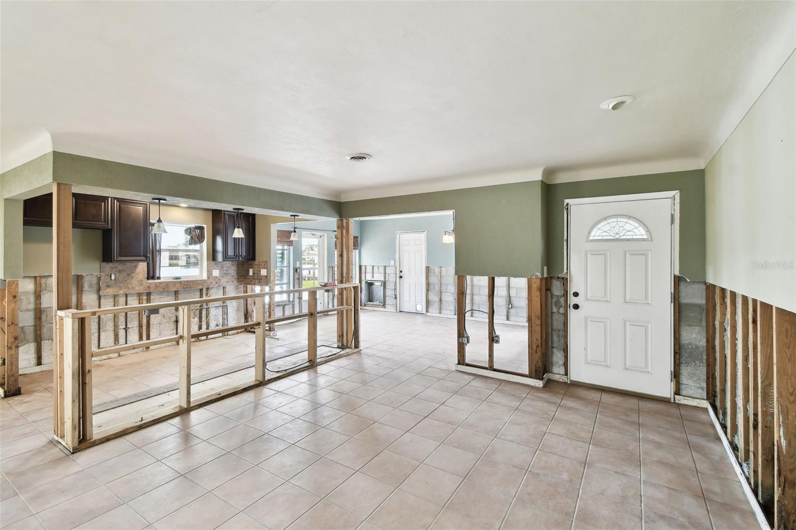 Image 24 of 74 For 11340 5th Street E