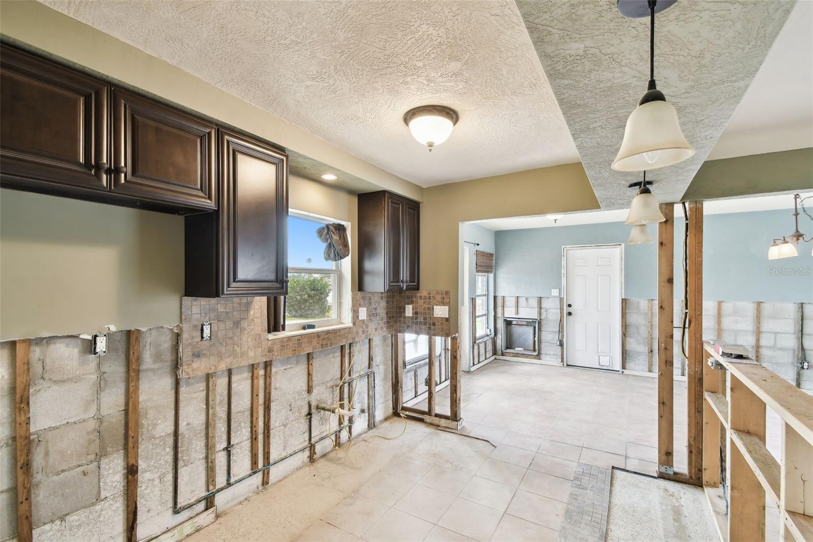 Image 35 of 74 For 11340 5th Street E