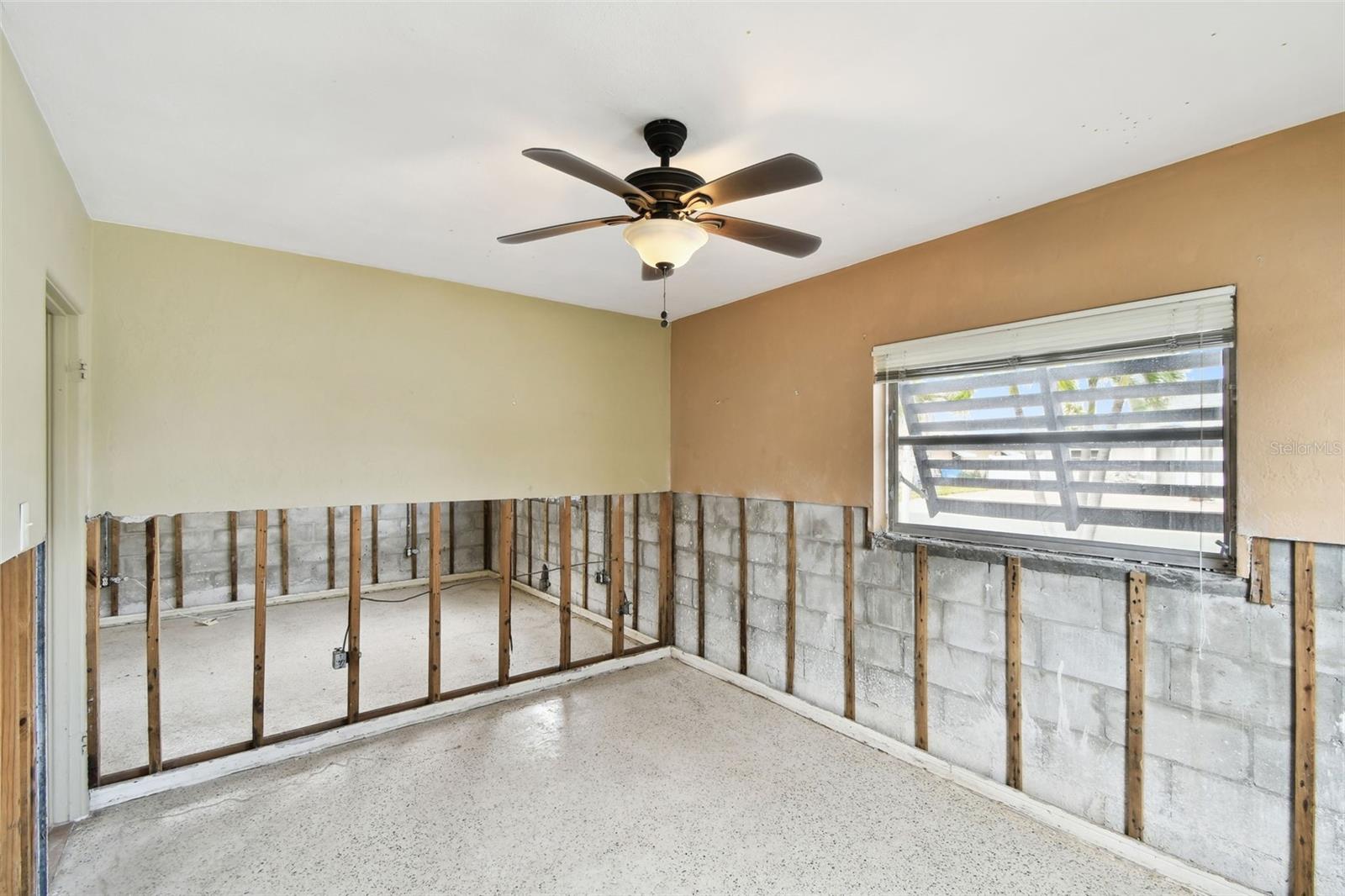Image 52 of 74 For 11340 5th Street E