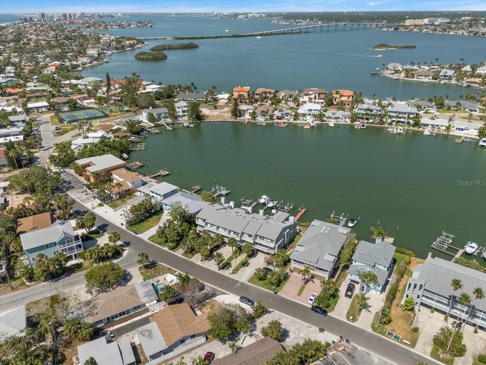 Image 12 of 35 For 2511 Bay Boulevard B