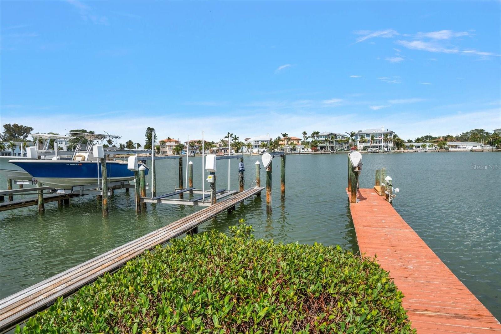 Image 16 of 35 For 2511 Bay Boulevard B