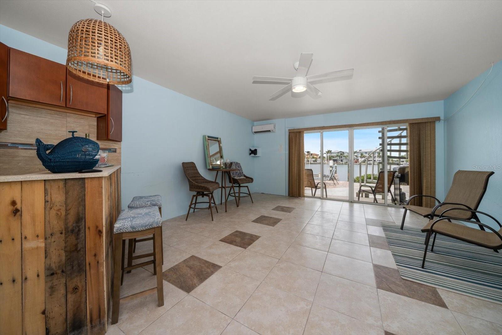 Image 32 of 35 For 2511 Bay Boulevard B