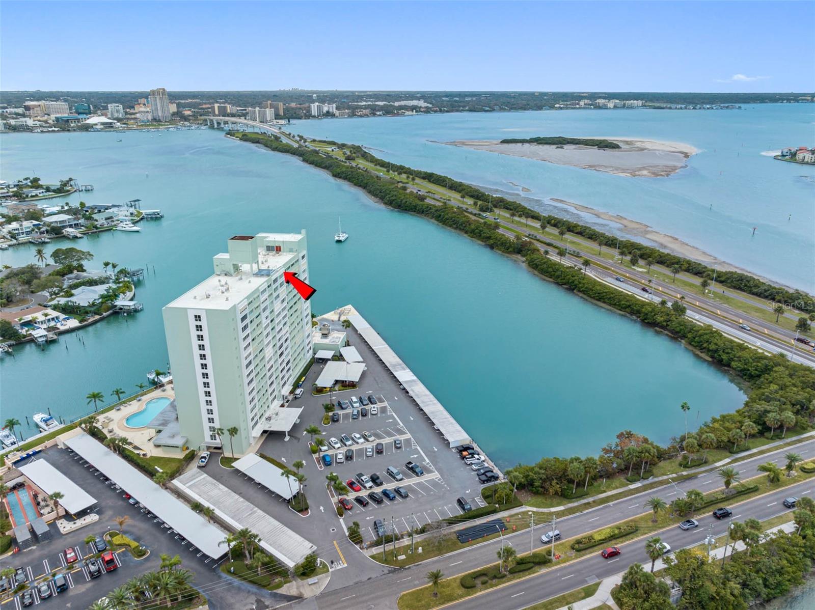 Image 49 of 60 For 31 Island Way 1507