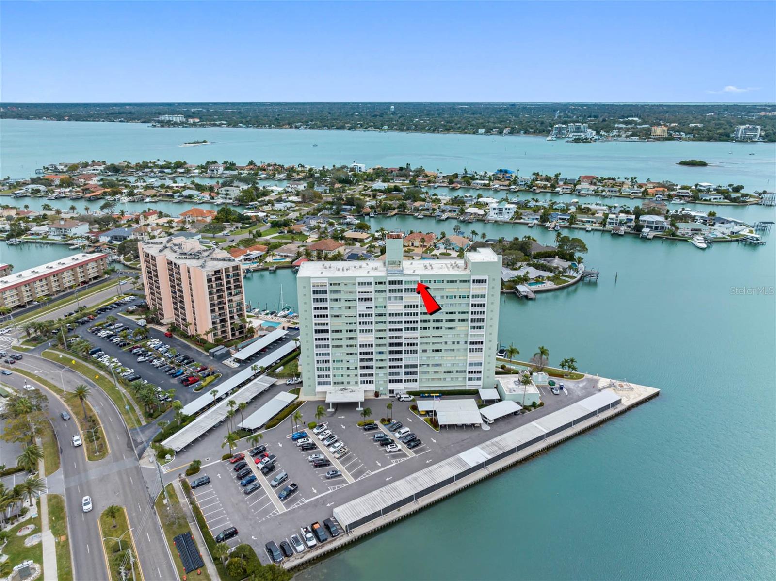 Image 9 of 60 For 31 Island Way 1507