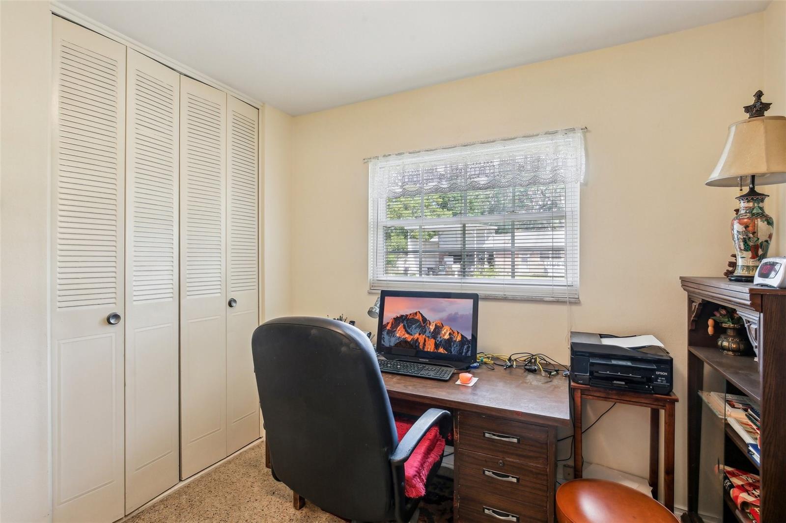 Listing photo id 20 for 403 Westbrook Avenue
