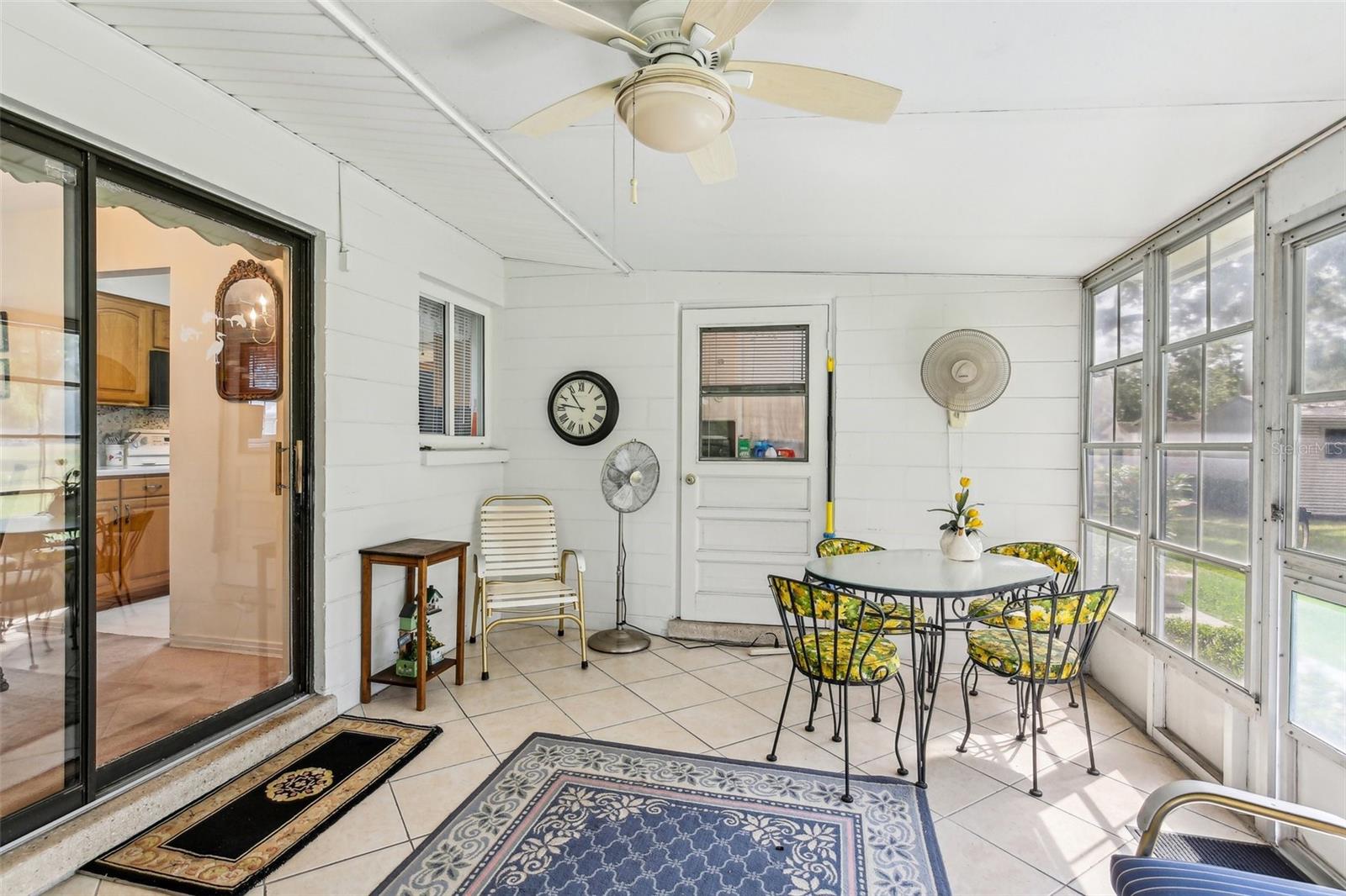 Listing photo id 34 for 403 Westbrook Avenue