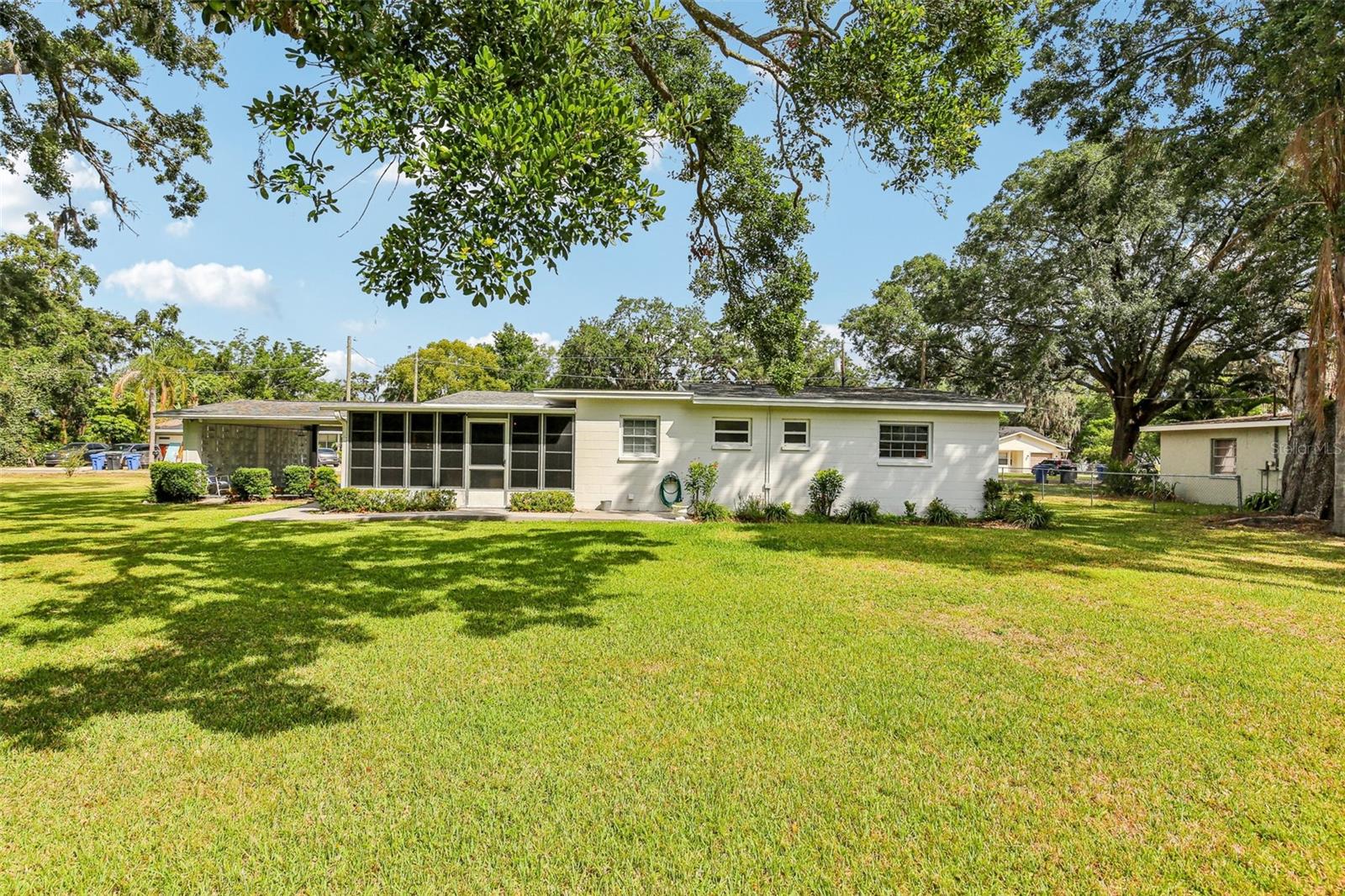 Listing photo id 43 for 403 Westbrook Avenue