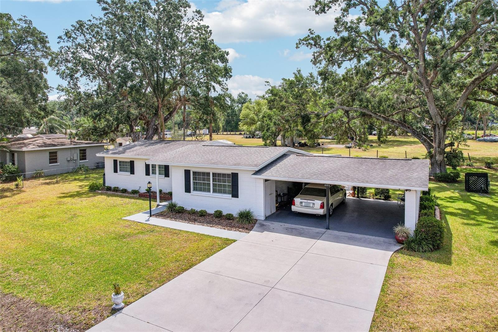 Listing photo id 47 for 403 Westbrook Avenue