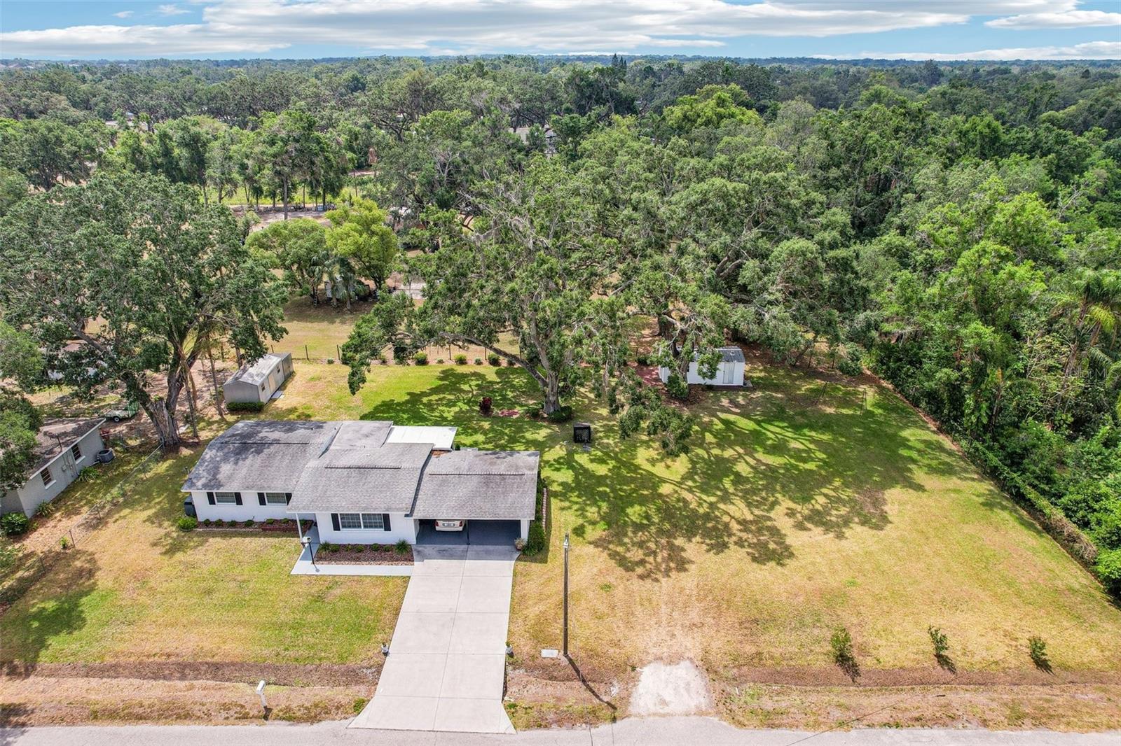 Listing photo id 49 for 403 Westbrook Avenue