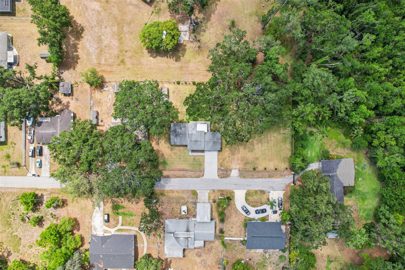 Listing photo id 51 for 403 Westbrook Avenue