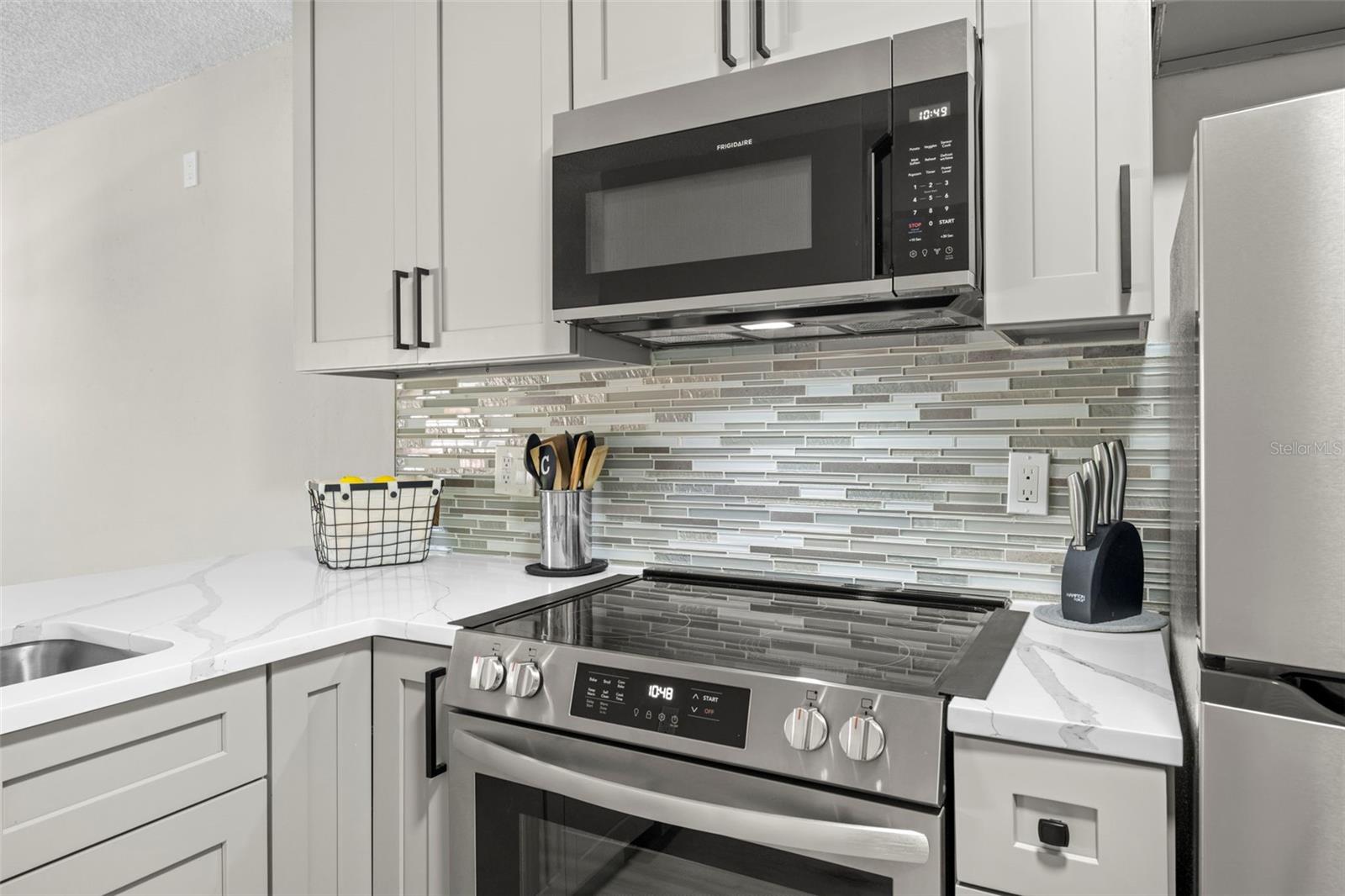 Image 12 of 30 For 13250 Ridge Road 4b3