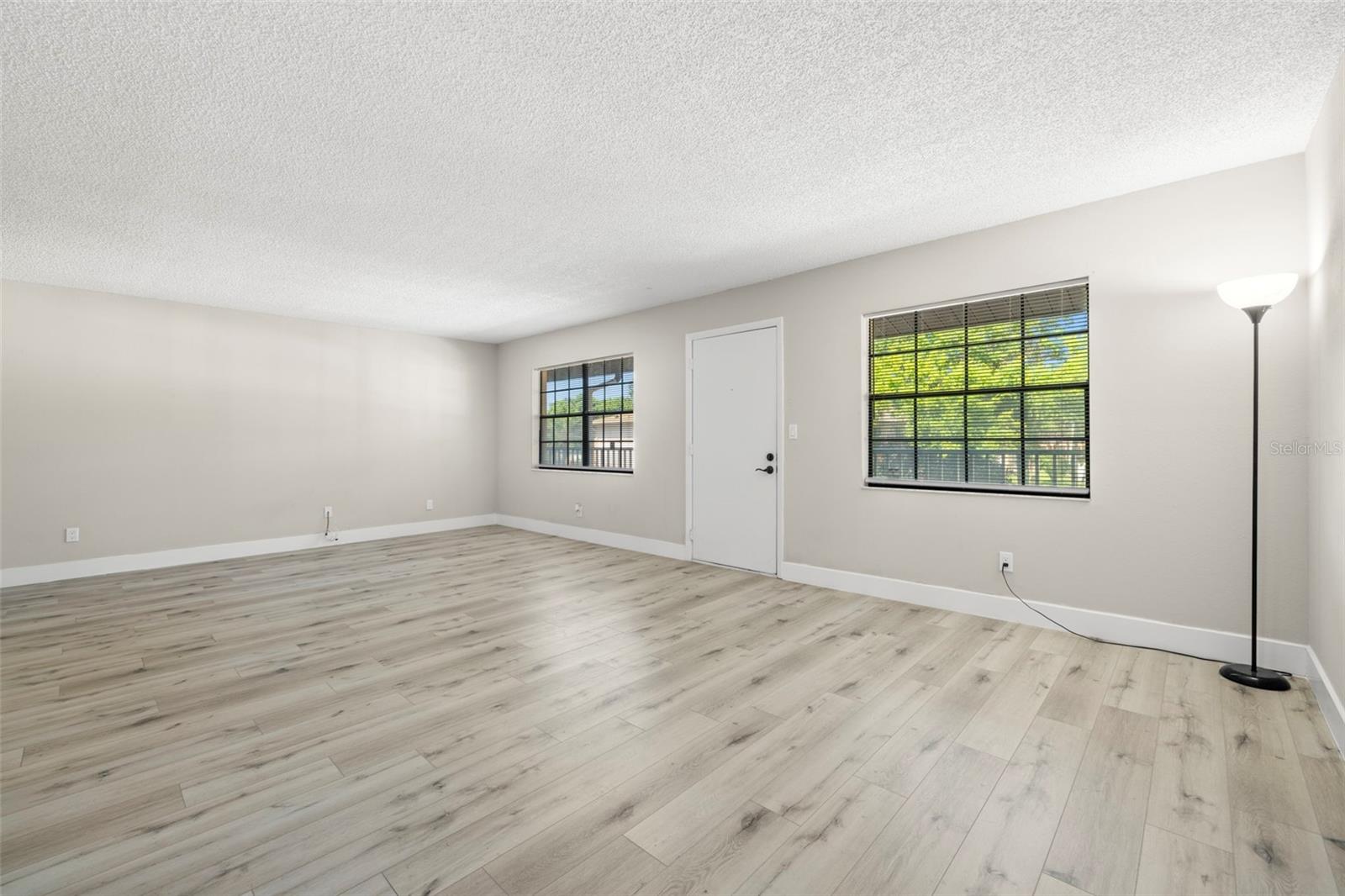 Image 5 of 30 For 13250 Ridge Road 4b3
