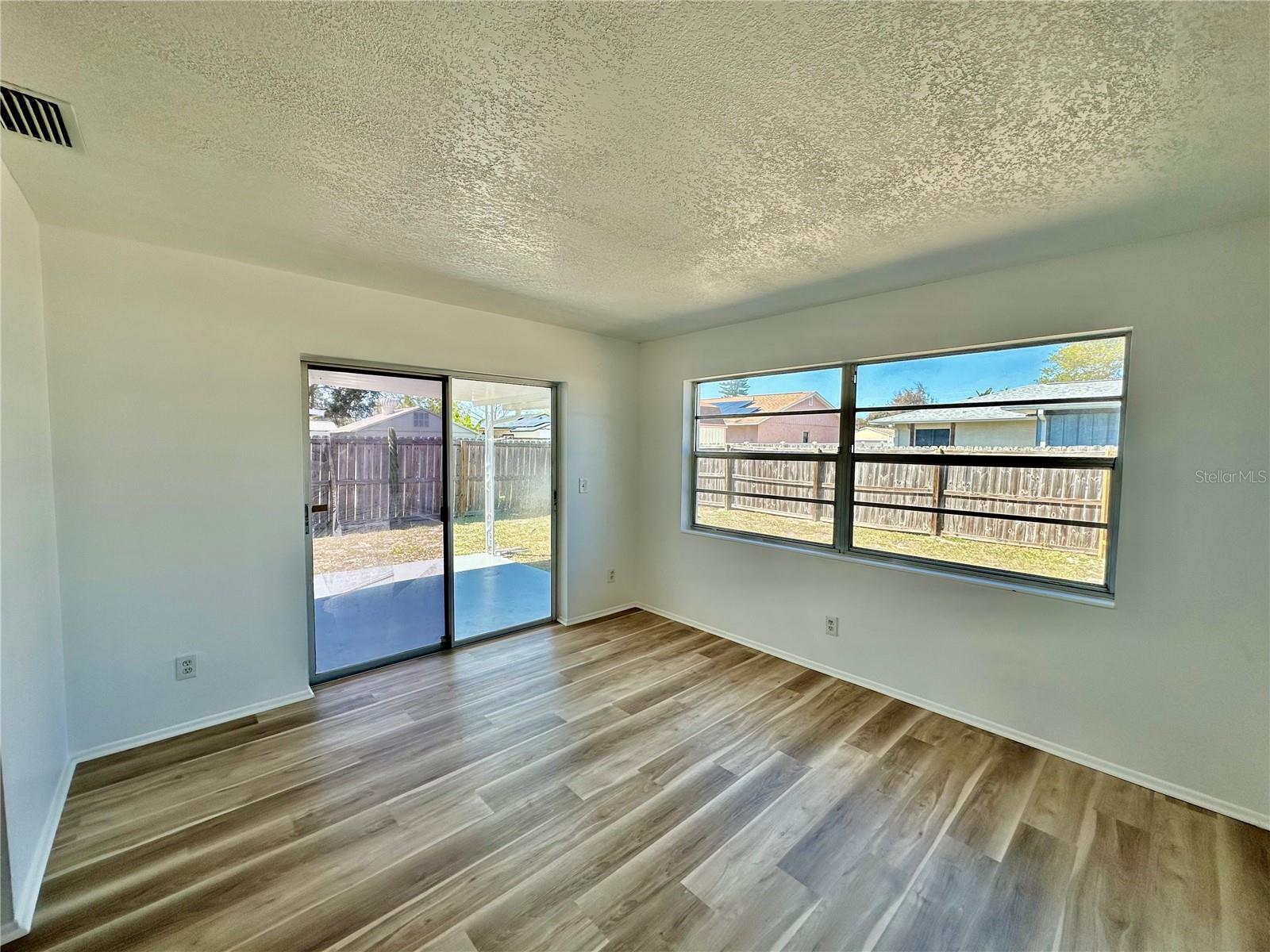 Image 6 of 13 For 3111 Bigelow Drive
