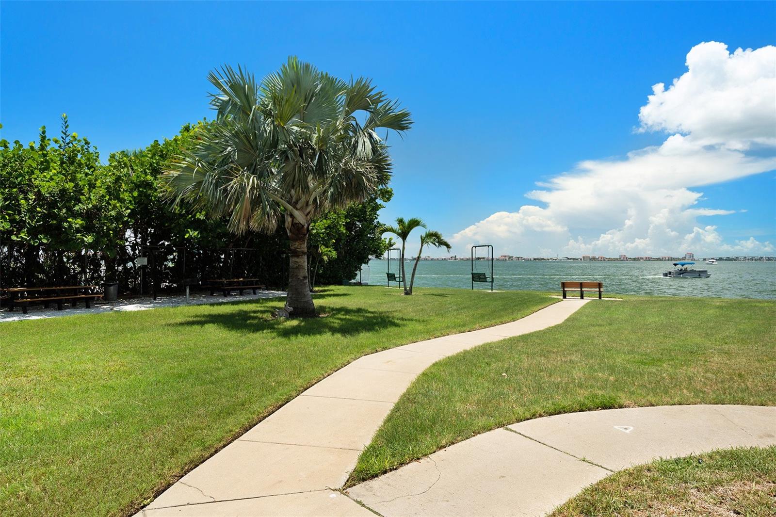 Image 41 of 47 For 3128 59th Street S 206