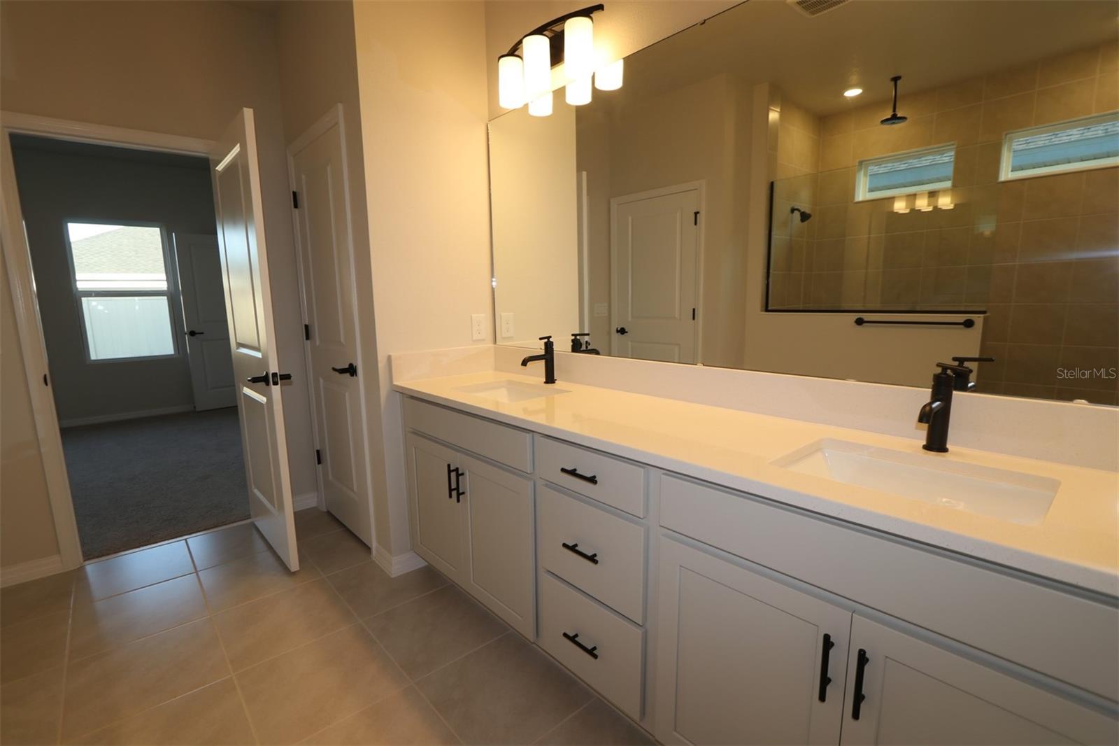Image 10 of 39 For 6051 Sacred Oak Avenue
