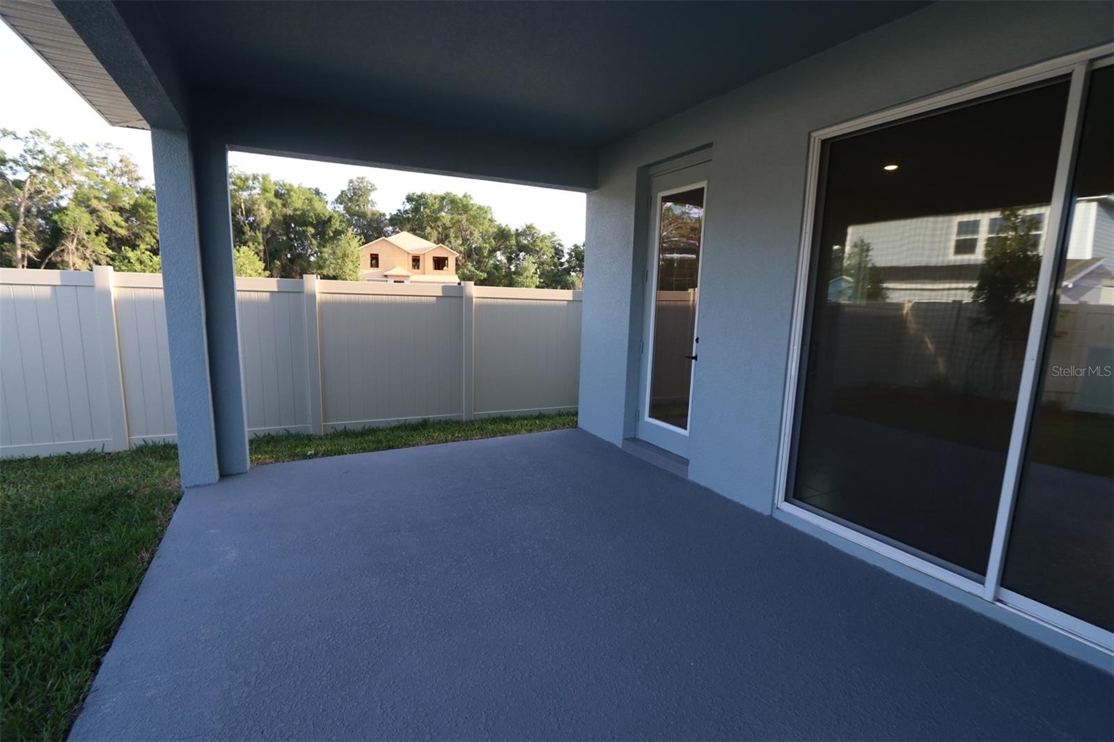 Image 14 of 39 For 6051 Sacred Oak Avenue