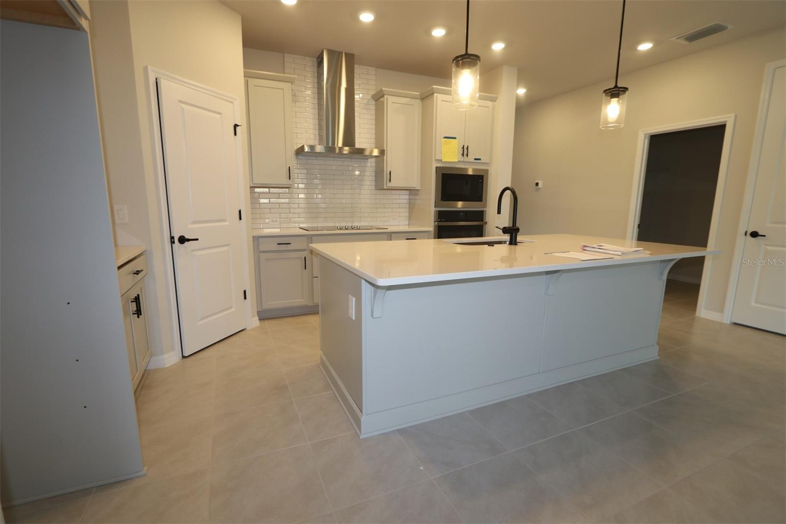Image 4 of 39 For 6051 Sacred Oak Avenue