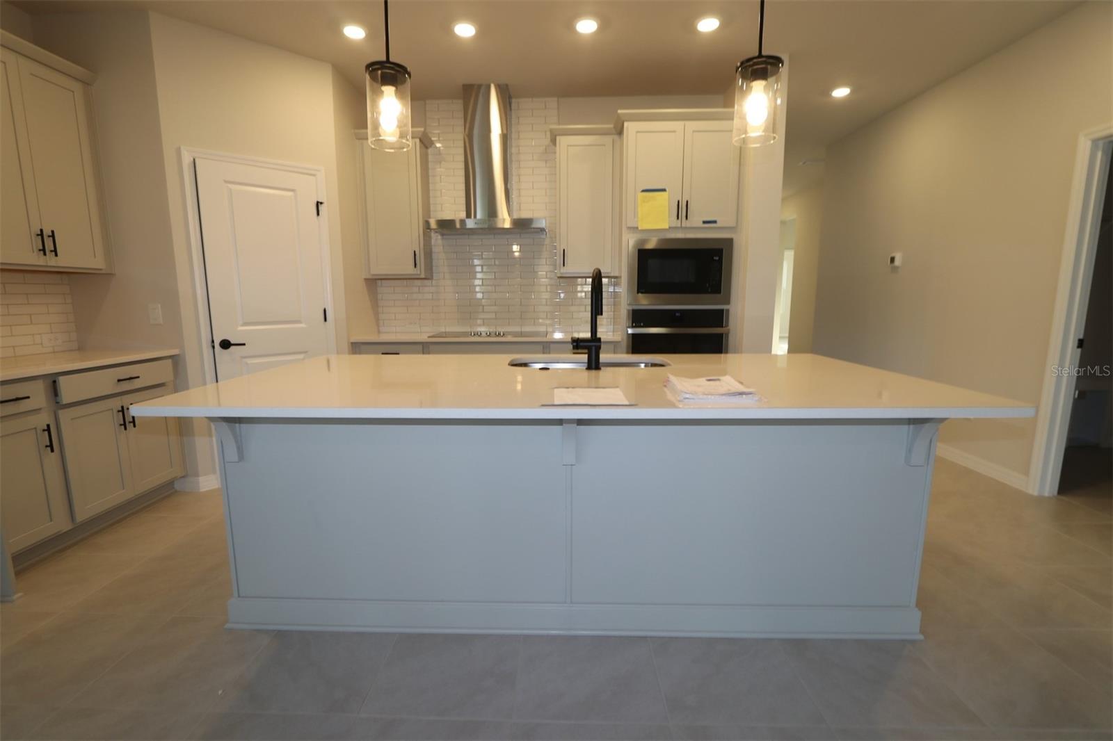 Image 6 of 39 For 6051 Sacred Oak Avenue