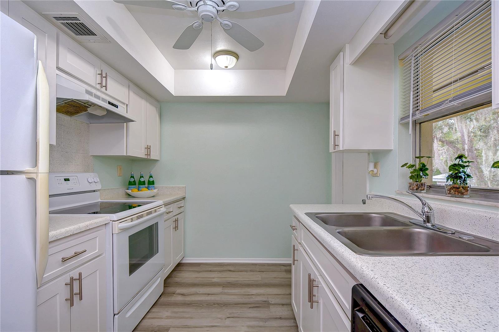 Image 12 of 35 For 1515 Bayshore Boulevard 18