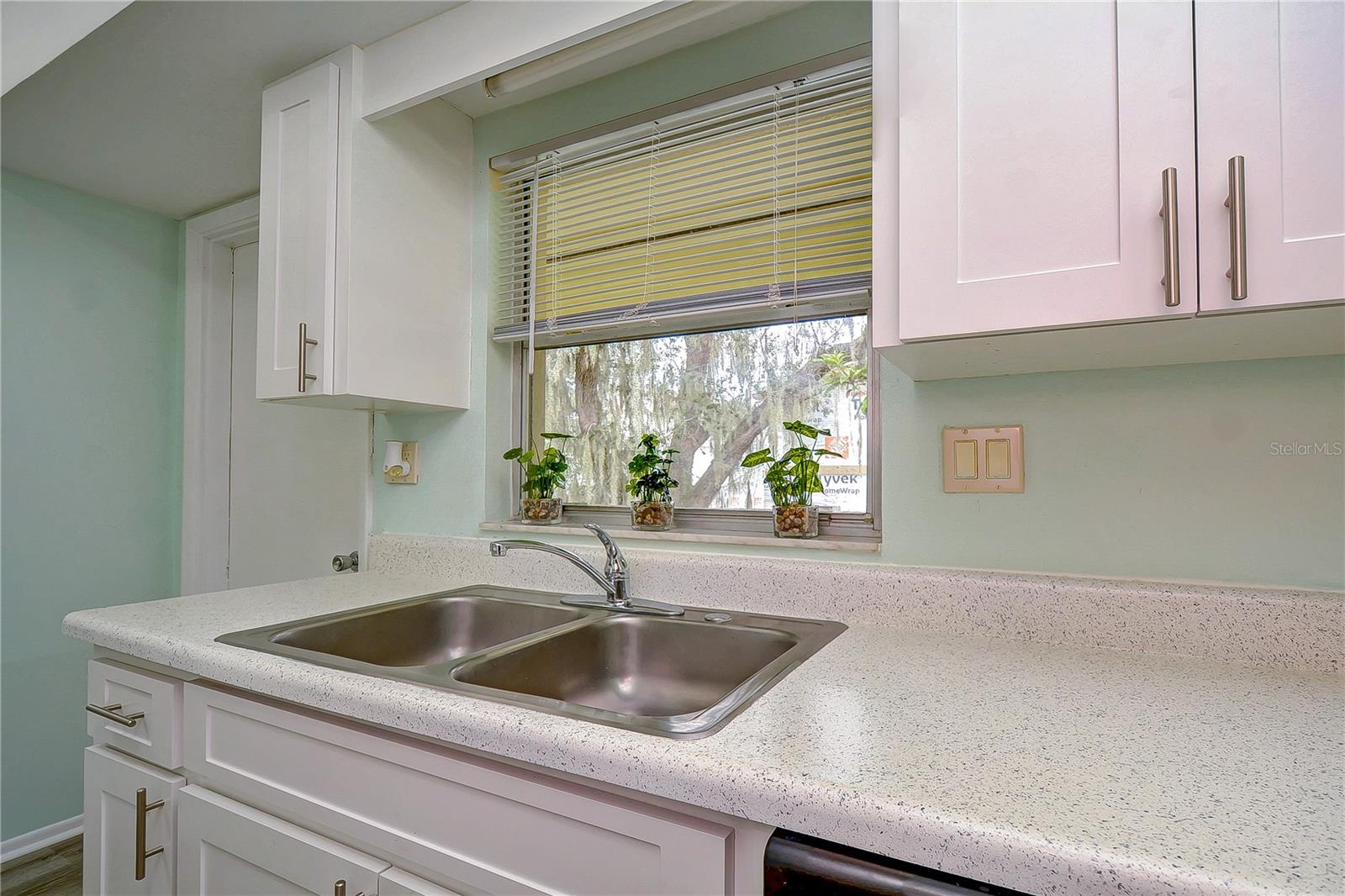 Image 13 of 35 For 1515 Bayshore Boulevard 18