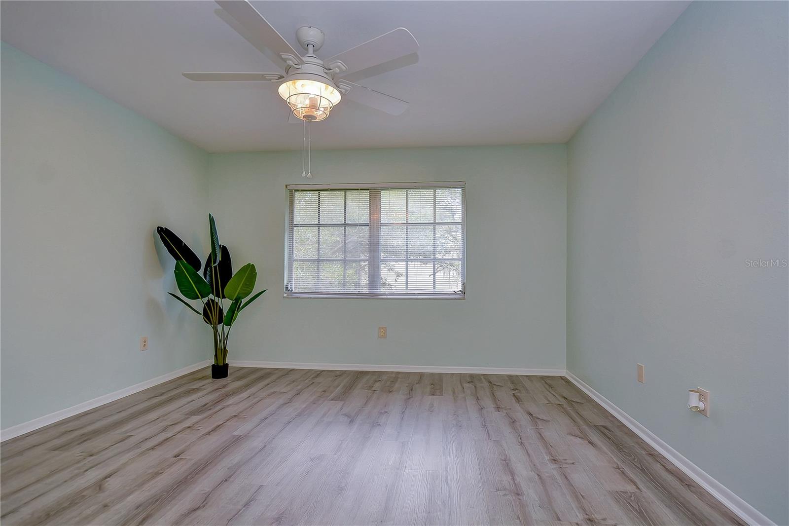 Image 26 of 35 For 1515 Bayshore Boulevard 18