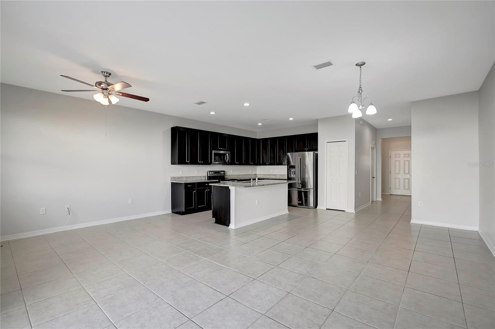 Image 20 of 45 For 6306 Tillandsia Place