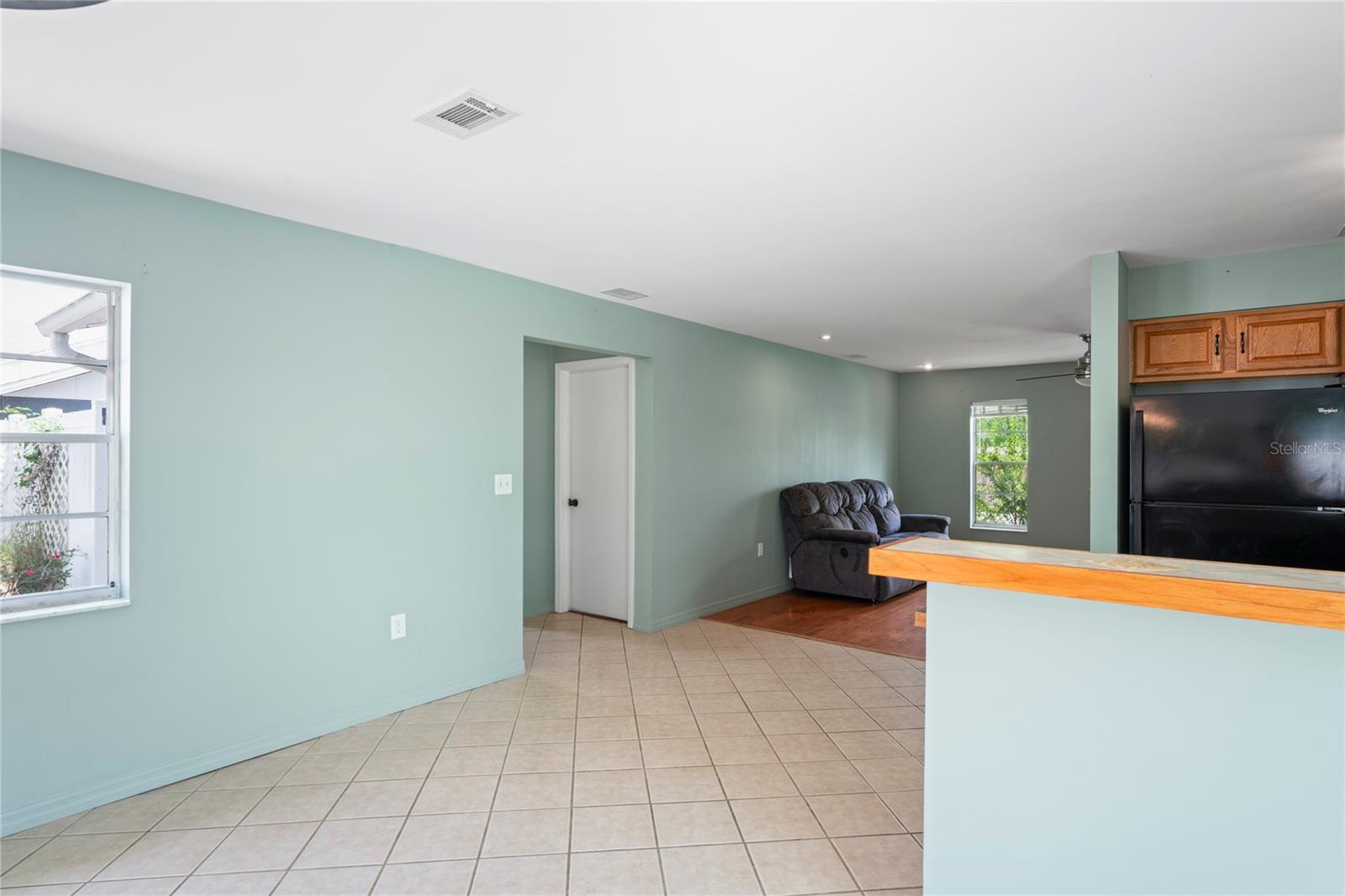 Image 17 of 42 For 3353 Montano Avenue