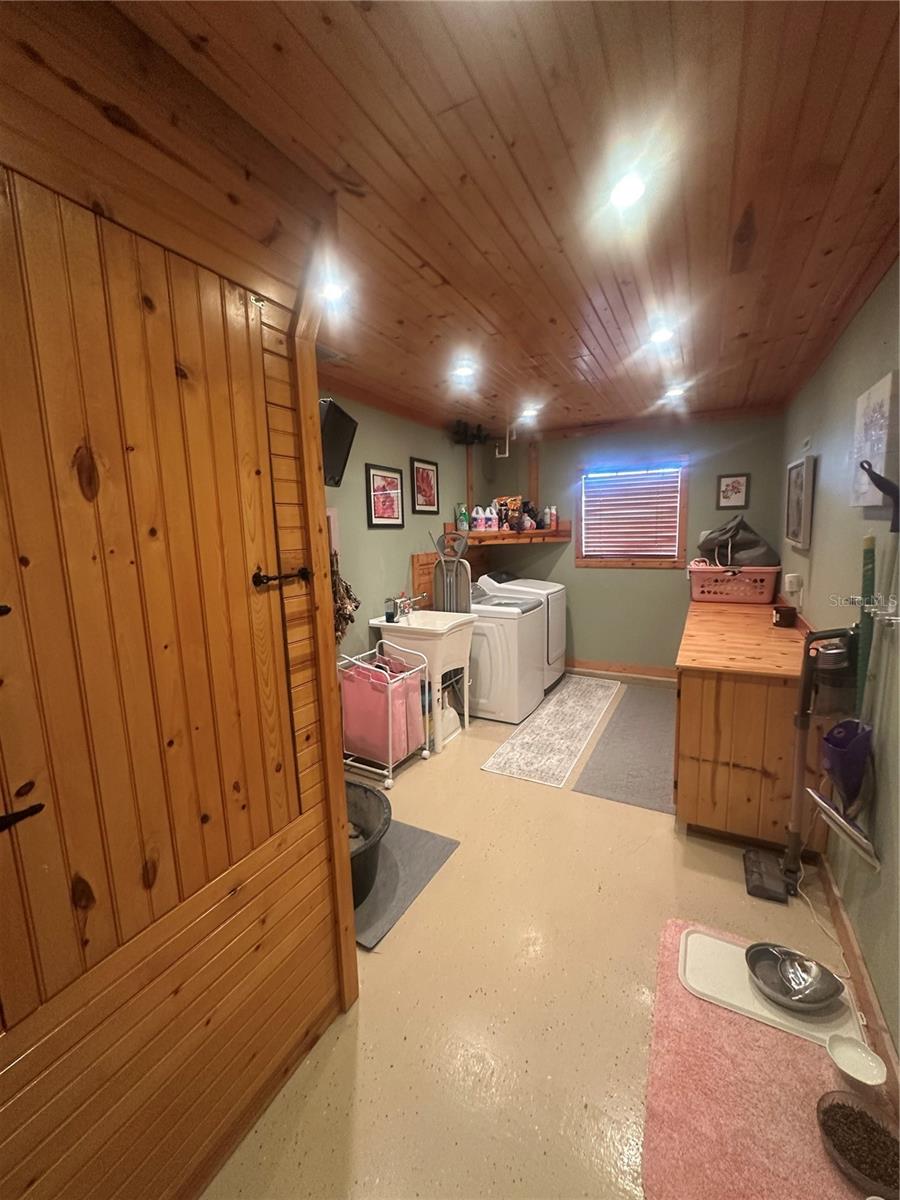 Image 19 of 21 For 8361 Cofield Lane