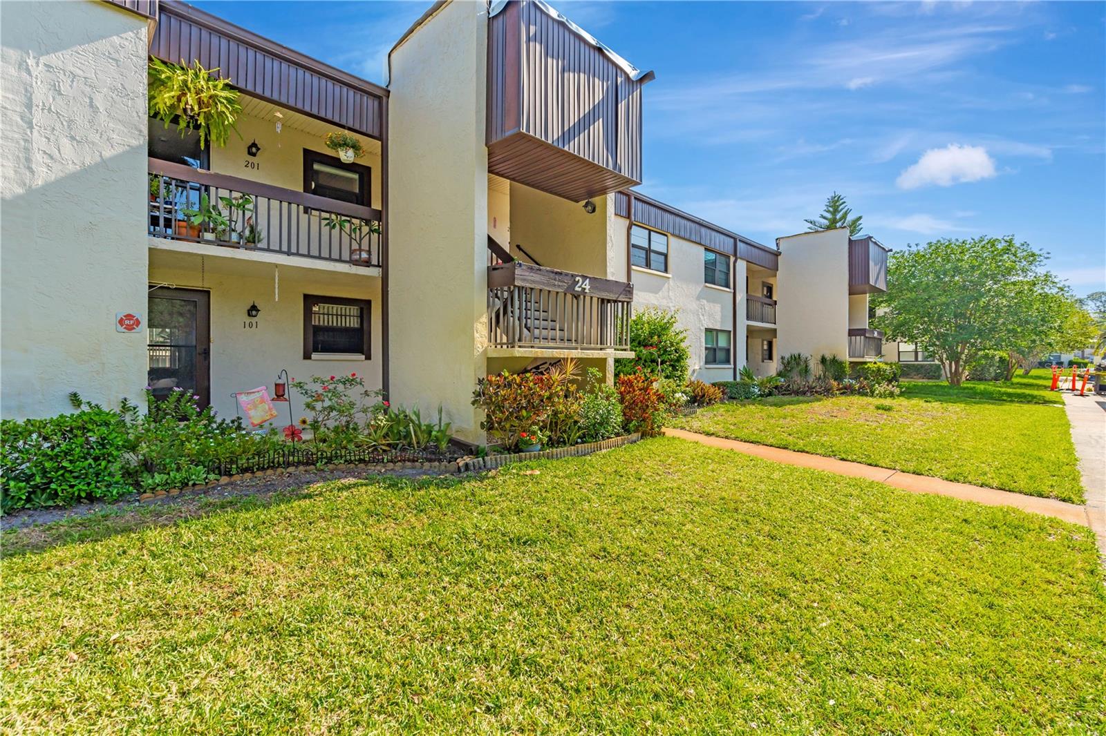 Details for 2400 Winding Creek Boulevard 24-102, CLEARWATER, FL 33761