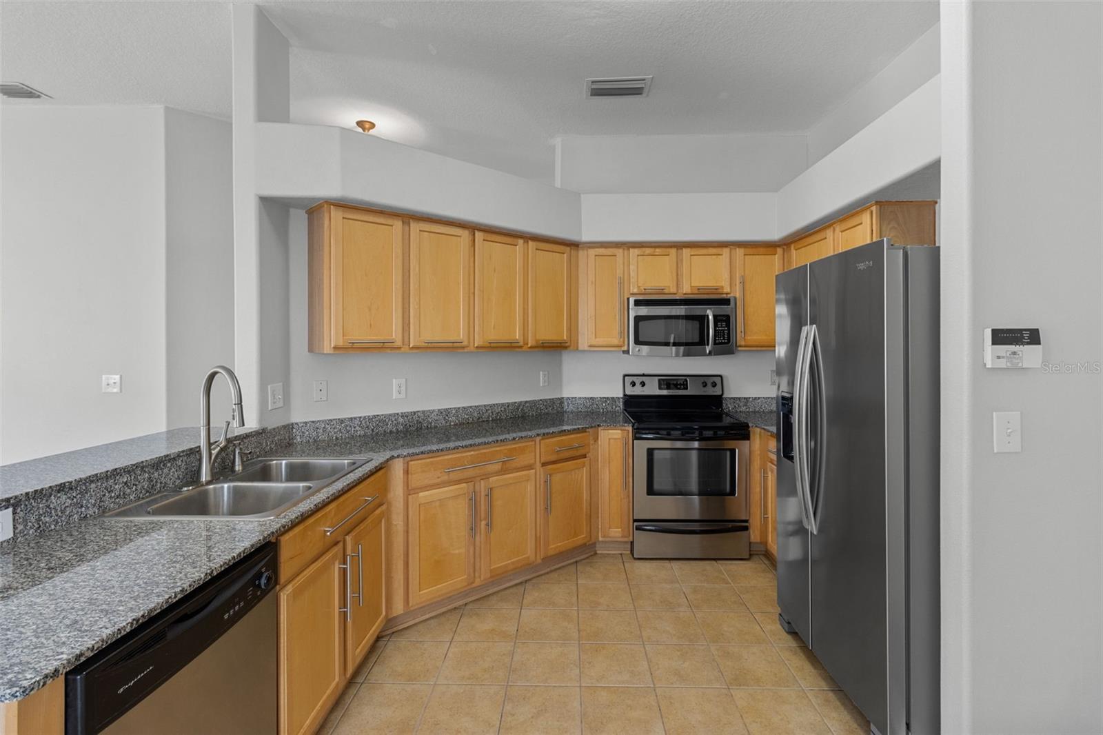 Image 6 of 46 For 25830 Crippen Drive