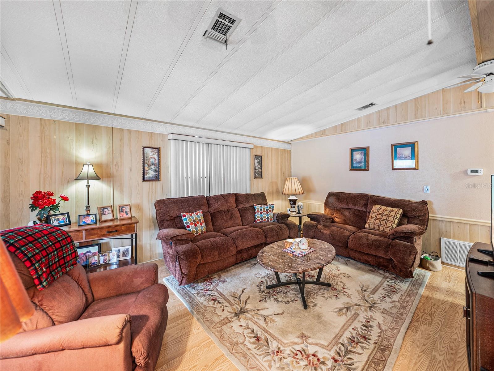 Image 11 of 43 For 35051 Colony Hills Drive