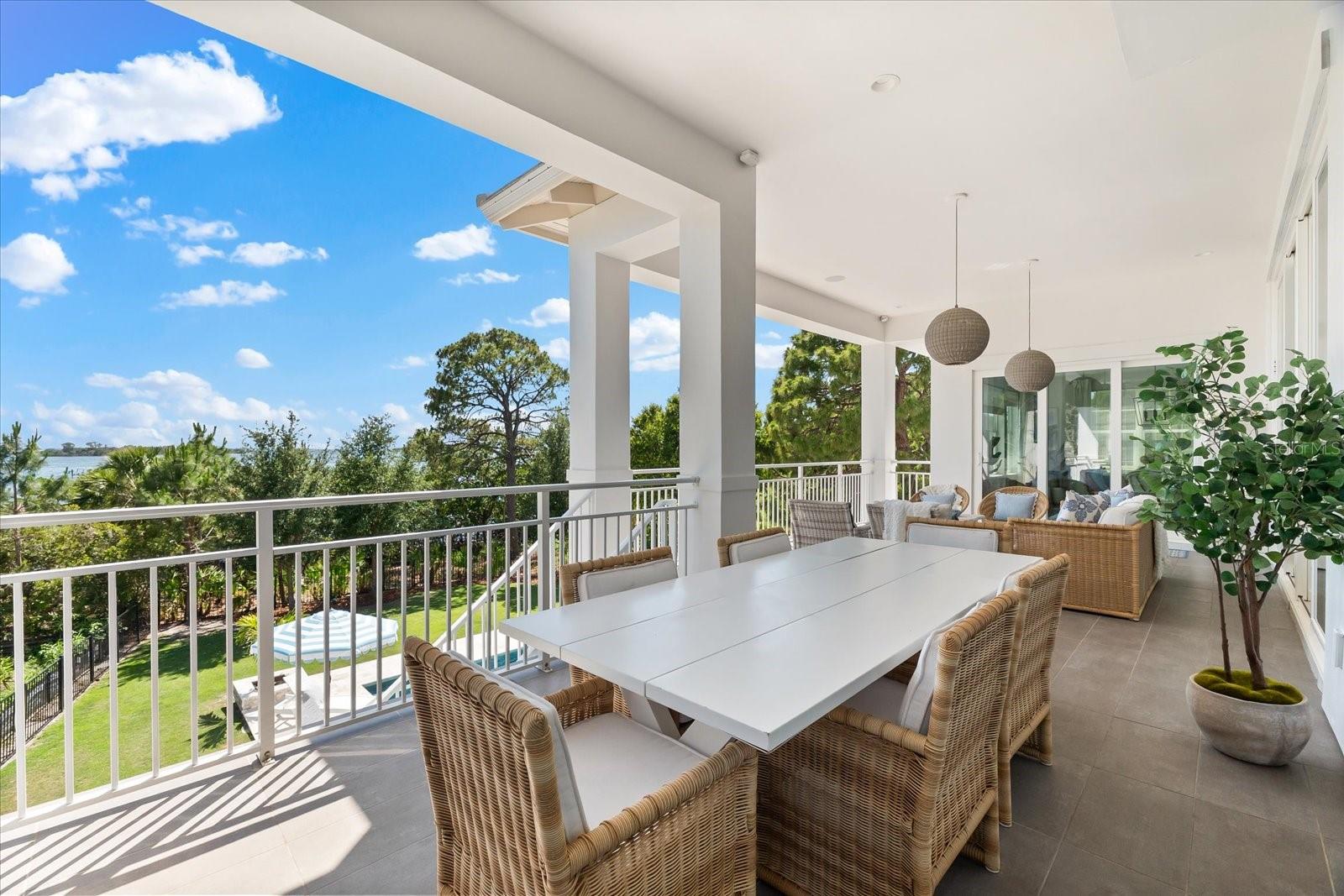 Image 13 of 73 For 885 Seaview Circle #20