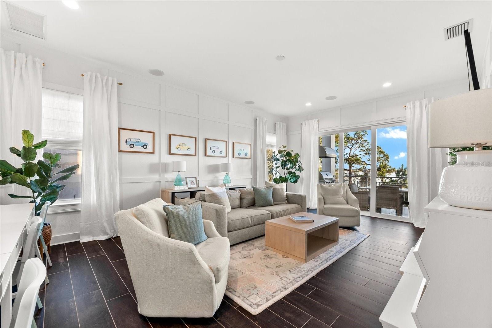 Image 27 of 73 For 885 Seaview Circle #20