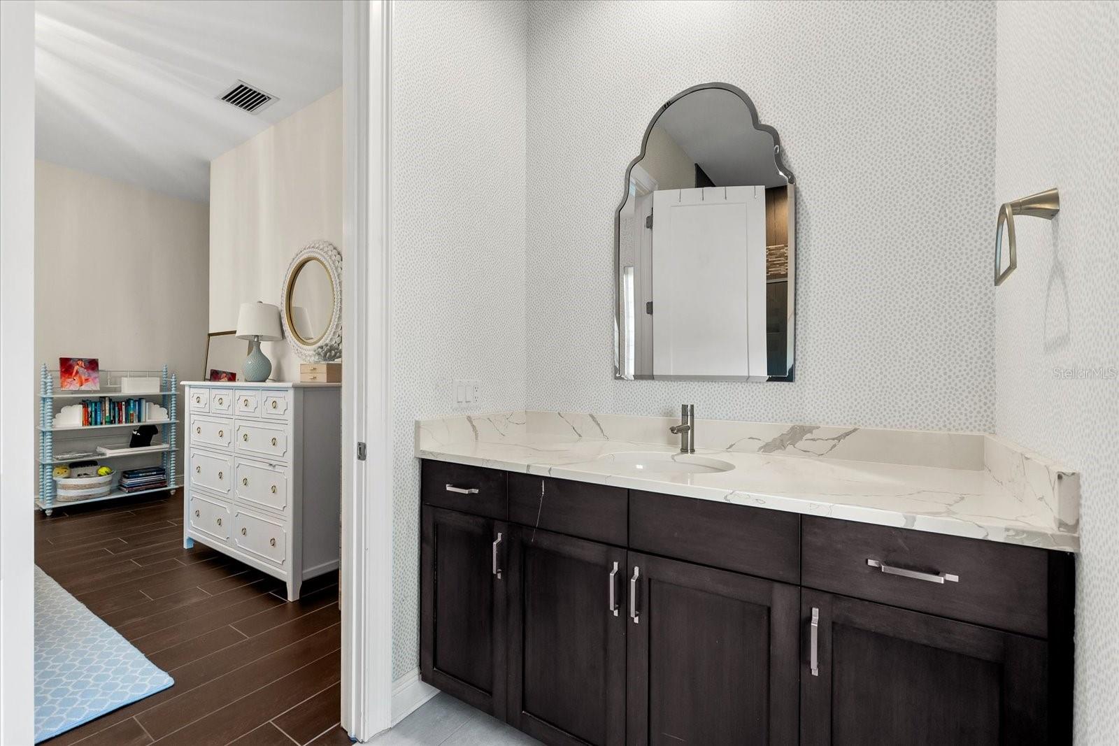 Image 32 of 73 For 885 Seaview Circle #20