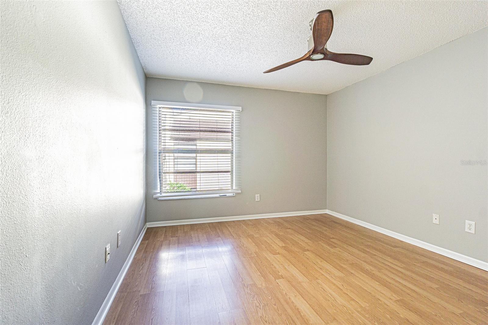 Image 16 of 49 For 13608 Village Drive 6203