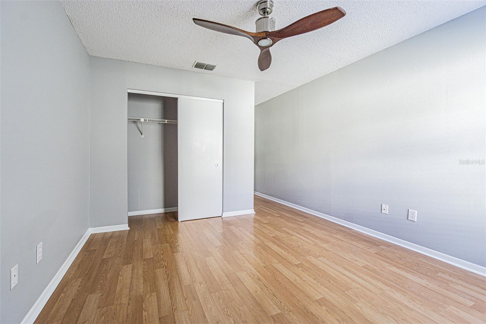 Image 17 of 49 For 13608 Village Drive 6203