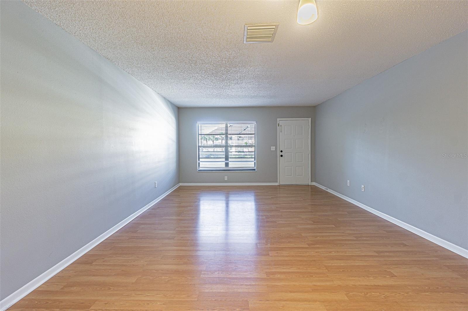 Image 8 of 49 For 13608 Village Drive 6203