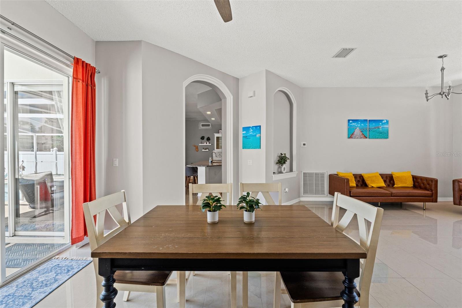 Image 11 of 43 For 15428 Atwater Drive