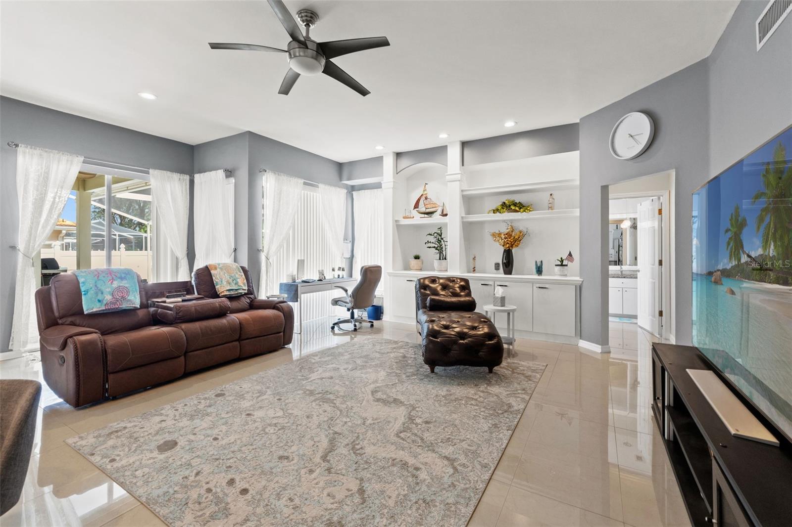 Image 15 of 43 For 15428 Atwater Drive
