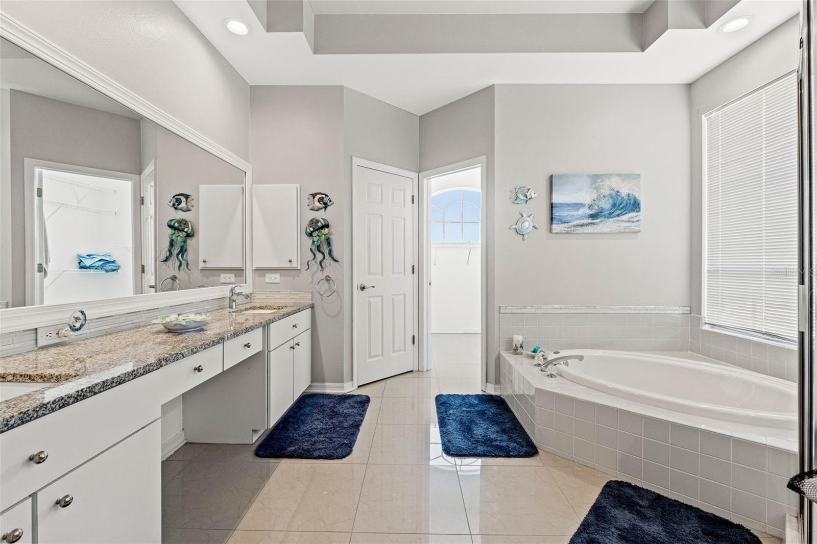 Image 25 of 43 For 15428 Atwater Drive